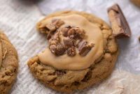 Crumbl’s Ultimate Reese’s Peanut Butter Cookie