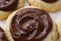 Crumbl’s Perfect Balance: Hazelnut Sea Salt Cookies