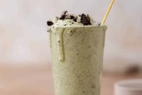 DIY McDonalds Shamrock Oreo McFlurry