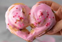 Valentines Sweetheart Cinnamon Buns Made Easy