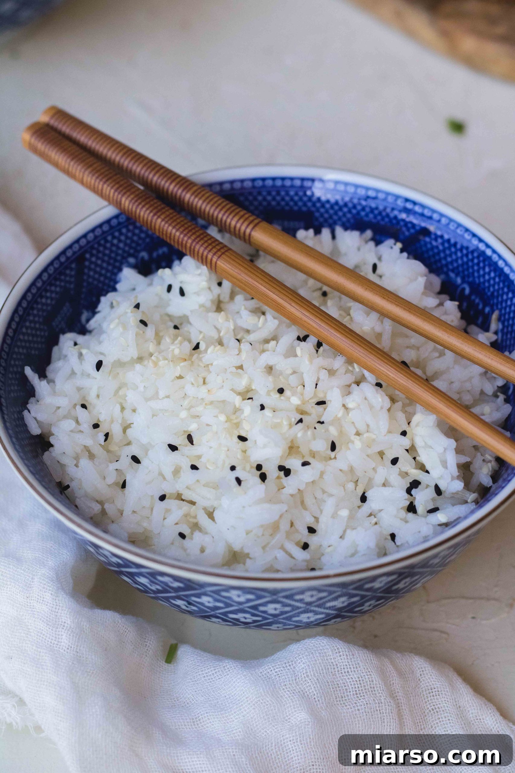 Fluffy White Rice: Stovetop Perfection Made Easy 13 how much water to cook rice