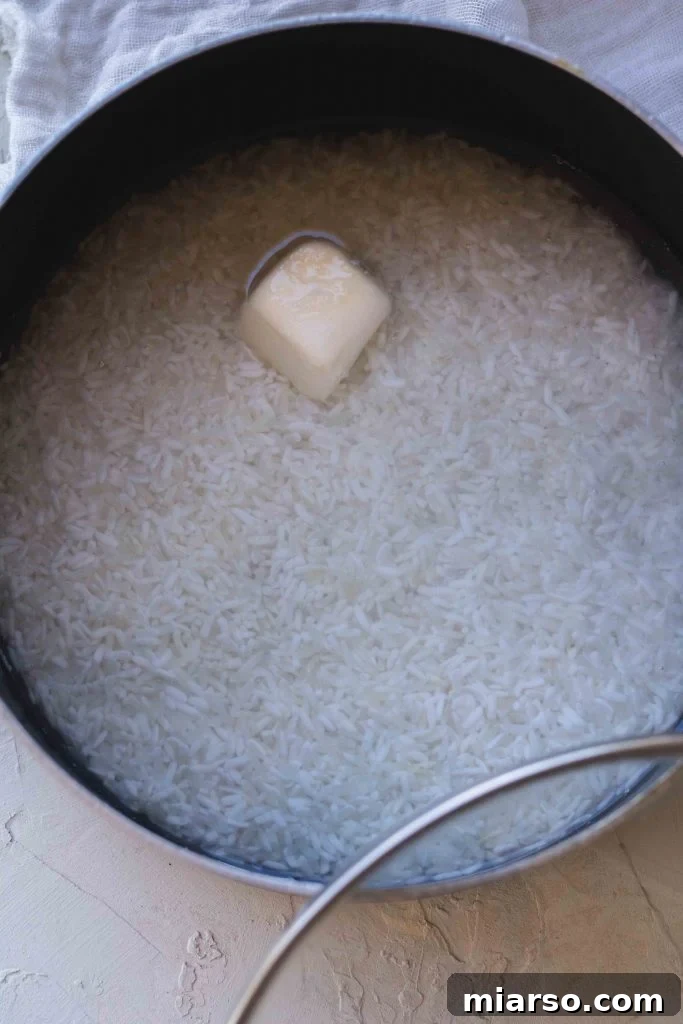 Fluffy White Rice: Stovetop Perfection Made Easy 5 how much water for 1 cup of rice