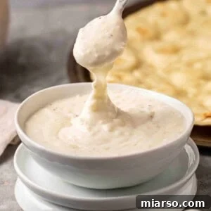 White cheese pizza sauce