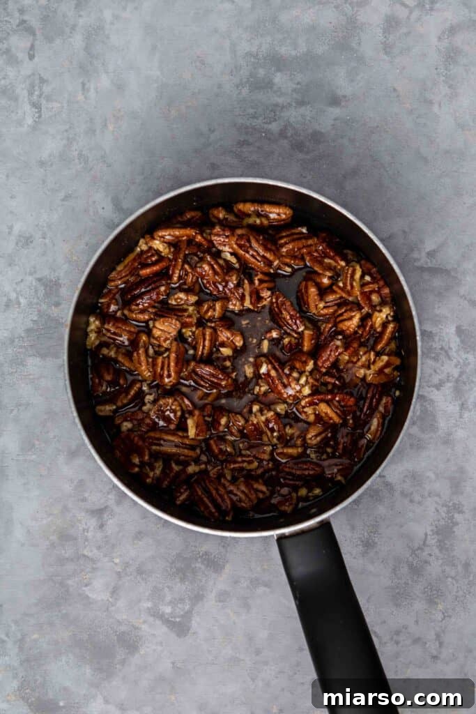 How to make the pecan bar filling