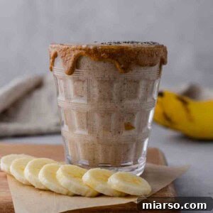 Banana Date Smoothie