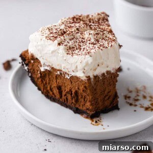 No bake chocolate pie with oreo crust