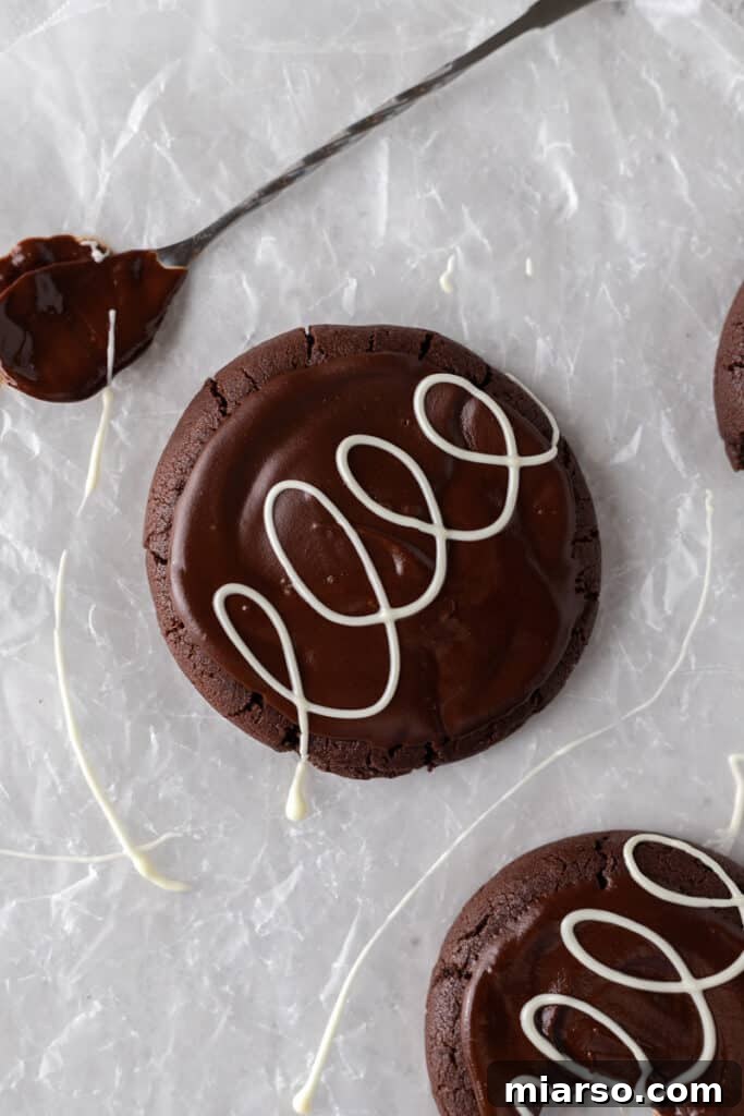 Crumbl chocolate mallow cupcake cookies