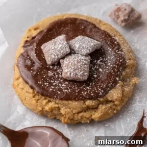 Crumbl muddy buddies cookies