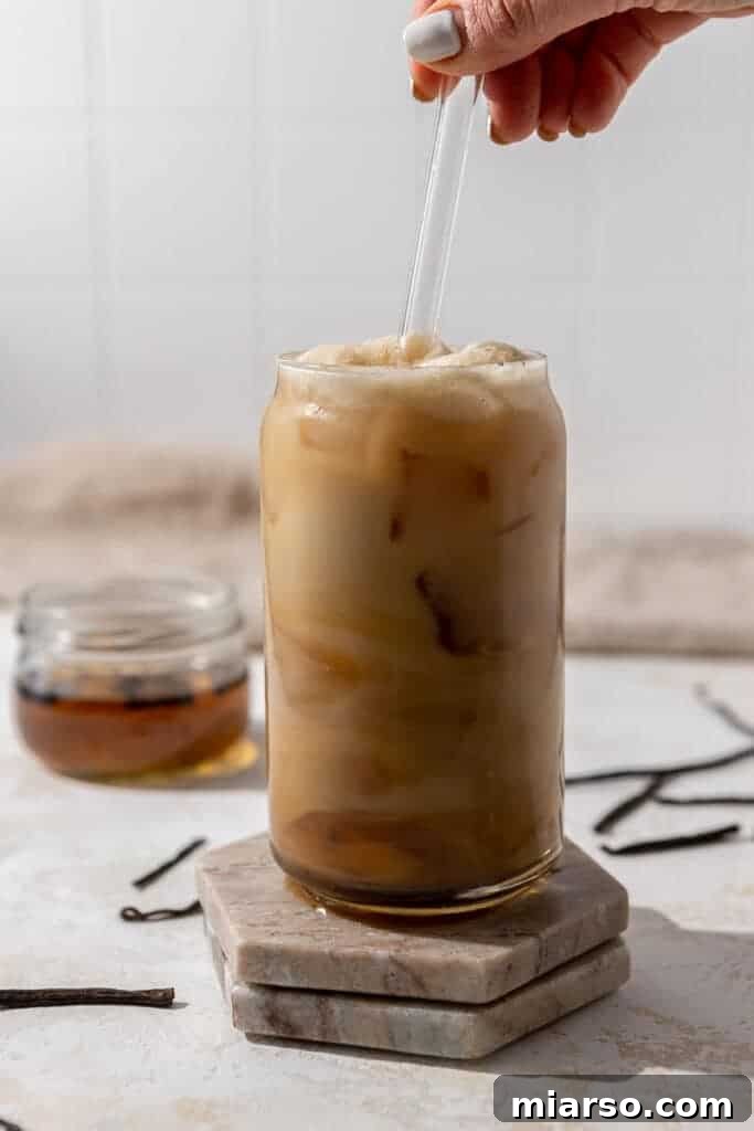 Iced Toasted Vanilla Oatmilk Shaken Espresso Starbucks copycat