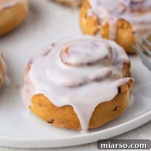 Air fryer cinnamon rolls