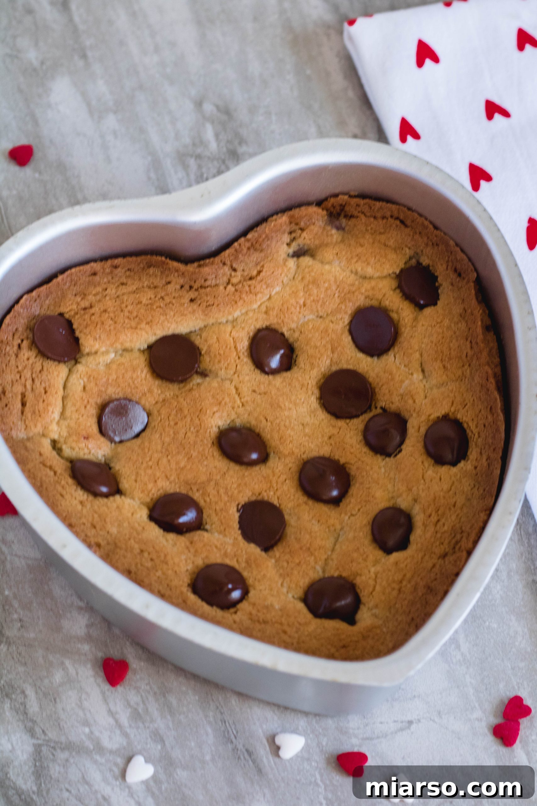 Valentines Day Heart Cookie Cake for Two 15 baked cookie cake for valentine's day