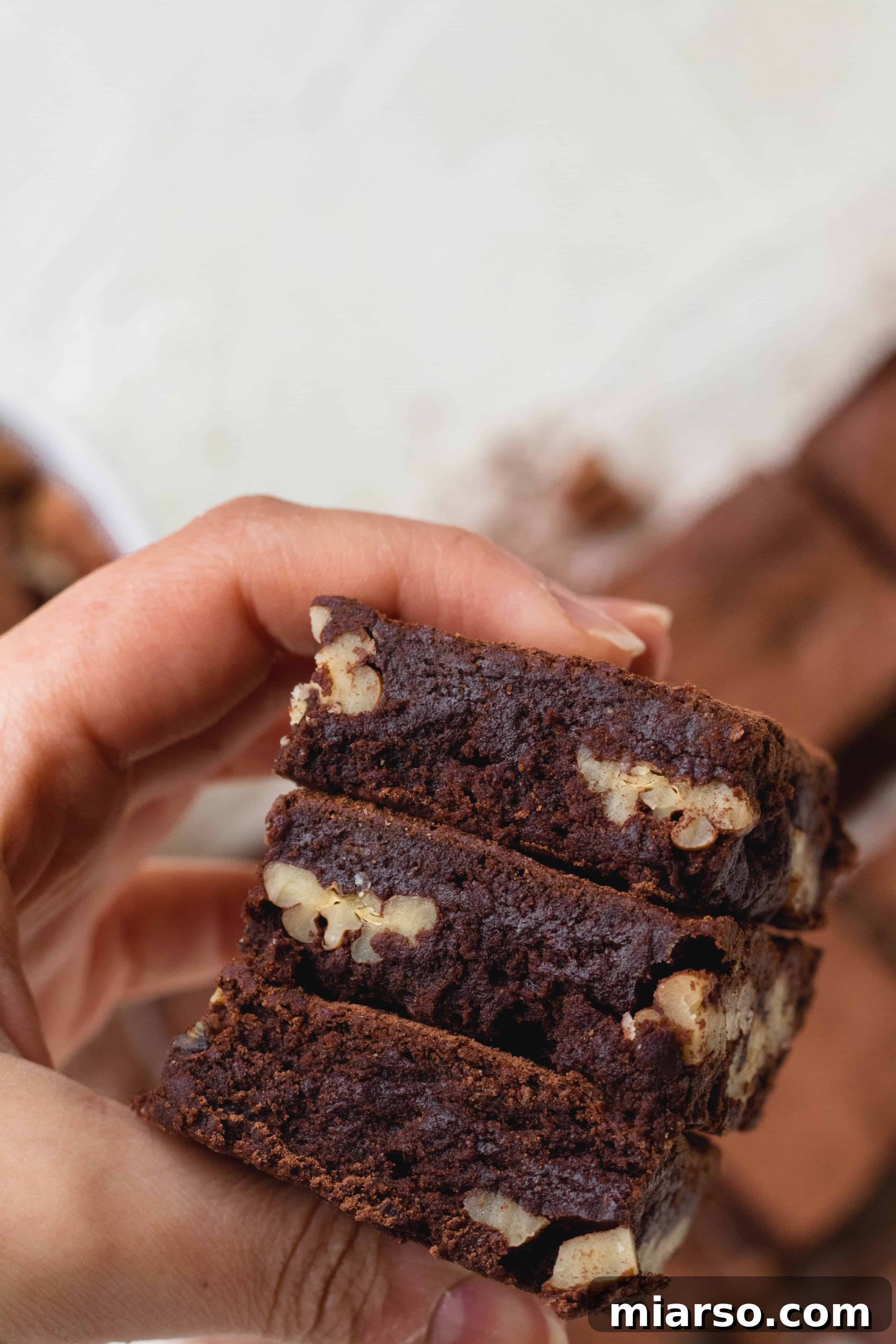 Bake Irresistibly Chewy Brownies with Cocoa Powder 3 Chewy fudgy brownies without cocoa powder
