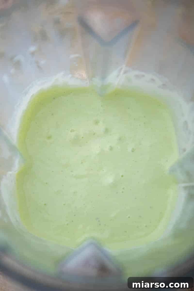 Green shake in blender