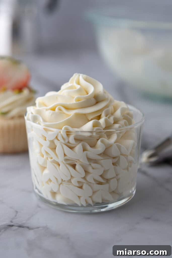 Mascarpone Frosting Perfection 2 mascarpone cake frosting recipe in a glass cup