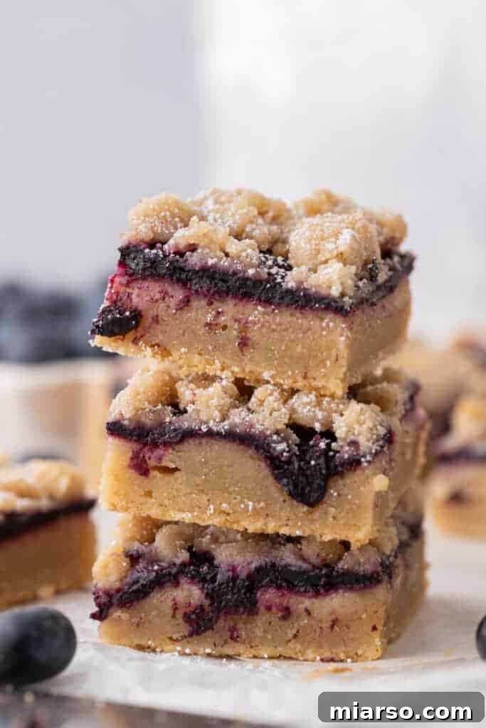 Delicious Blueberry Blondies with Streusel Topping