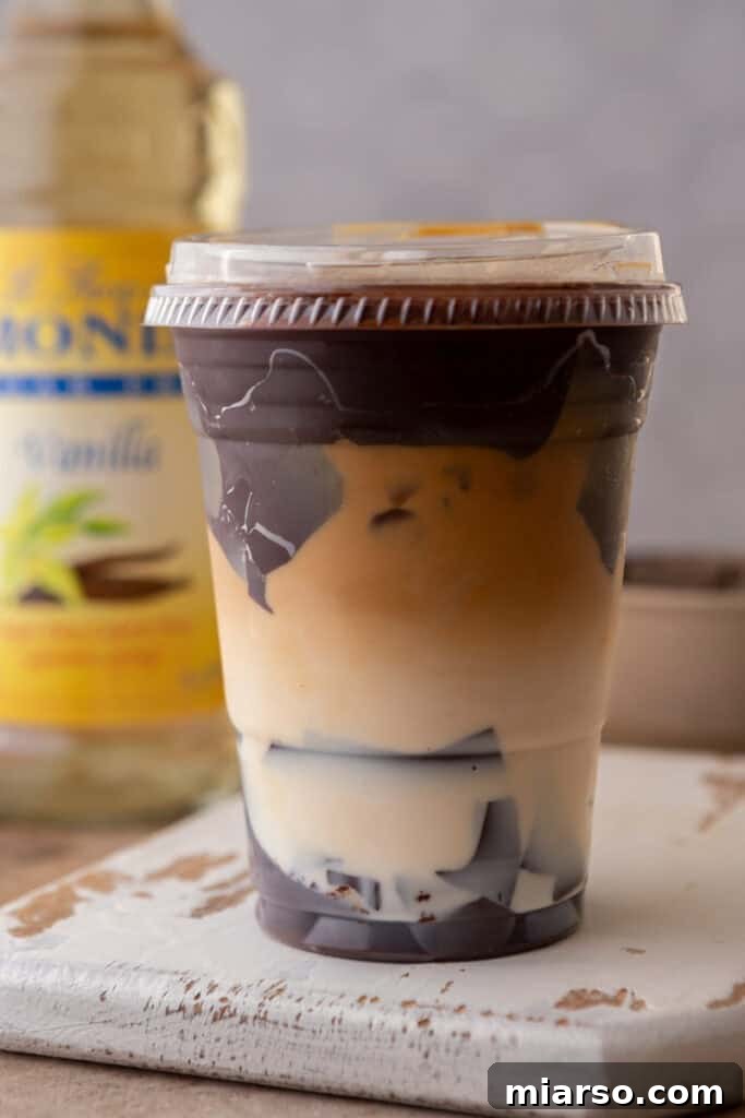 Viral iced cracking latte recipe