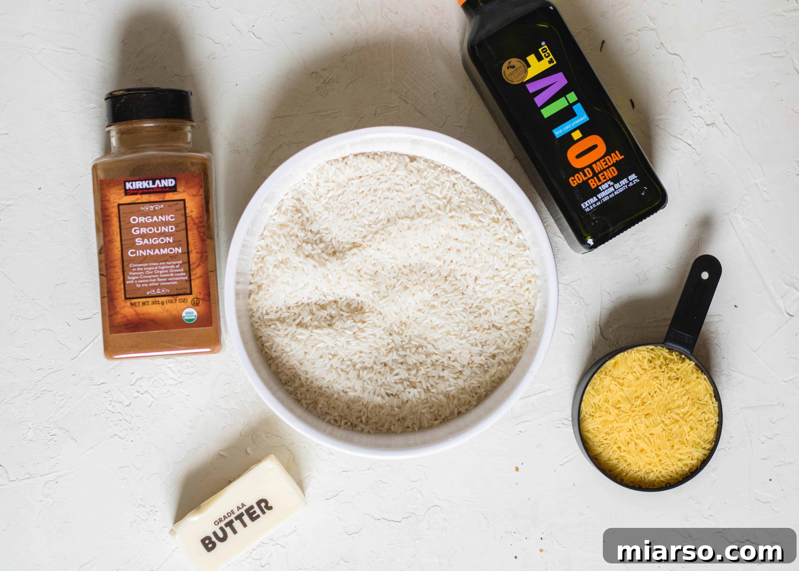 Ingredients for stove top rice pilaf with vermicelli
