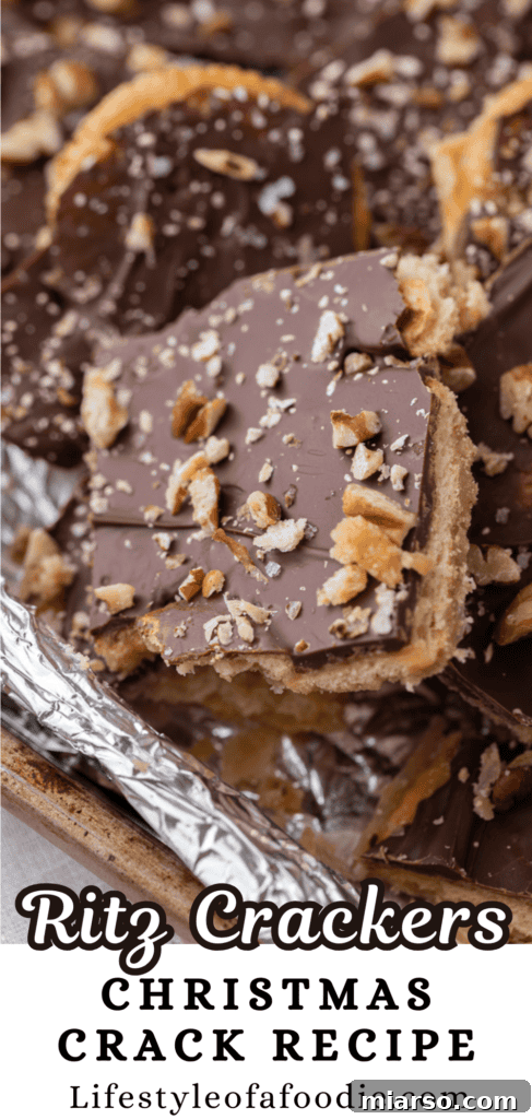 Sweet & Salty Holiday Ritz Toffee Bark 16 Ritz Cracker Toffee Christmas Crack pinterest pin