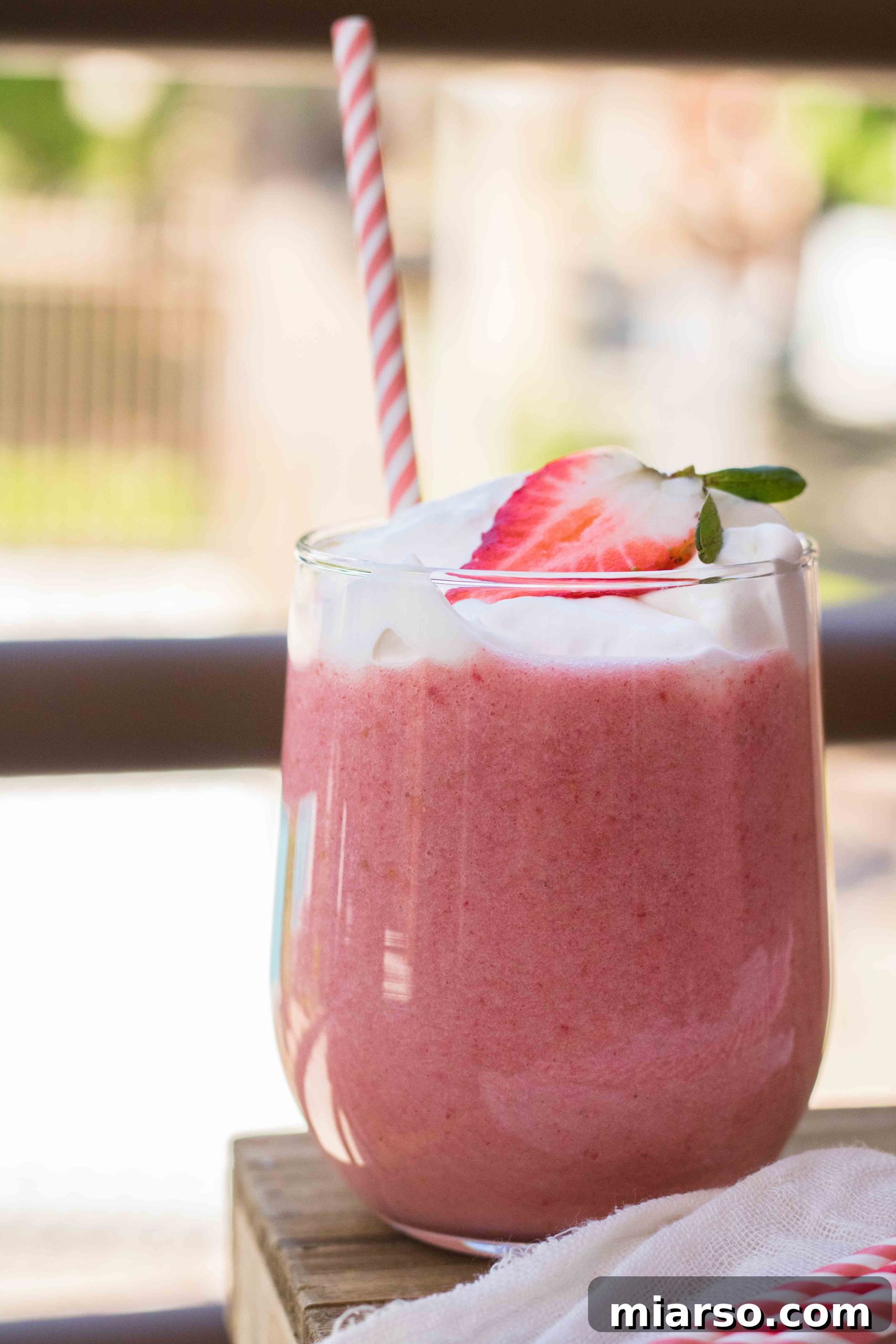 strawberry banana smoothie recipe - creamy, healthy, and refreshing
