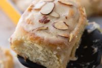 Irresistible Almond Croissant Cinnamon Rolls: Bakery-Soft and Buttery